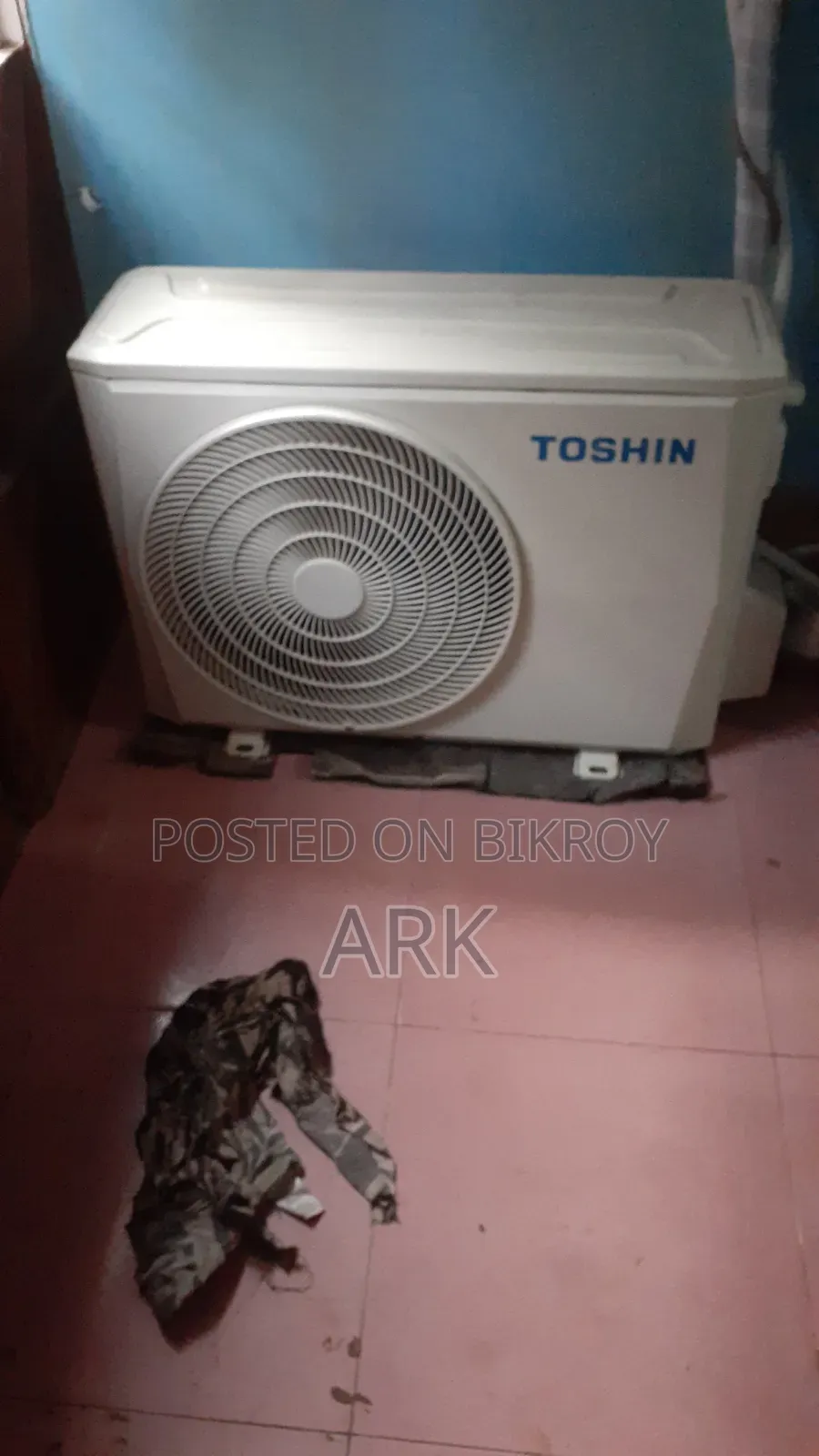 Toshin 1 Ton Split Type Air Conditioner