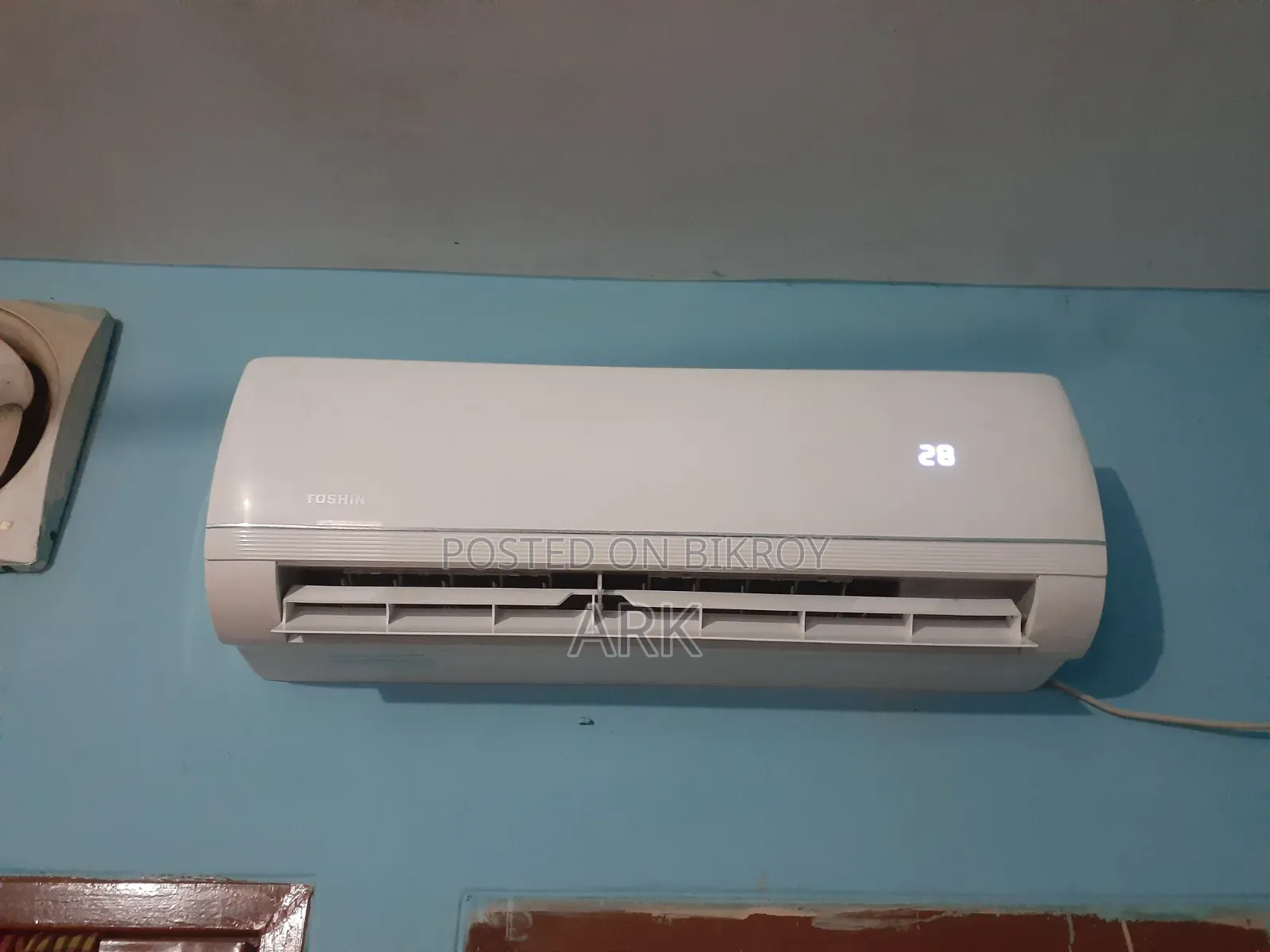 Toshin 1 Ton Split Type Air Conditioner