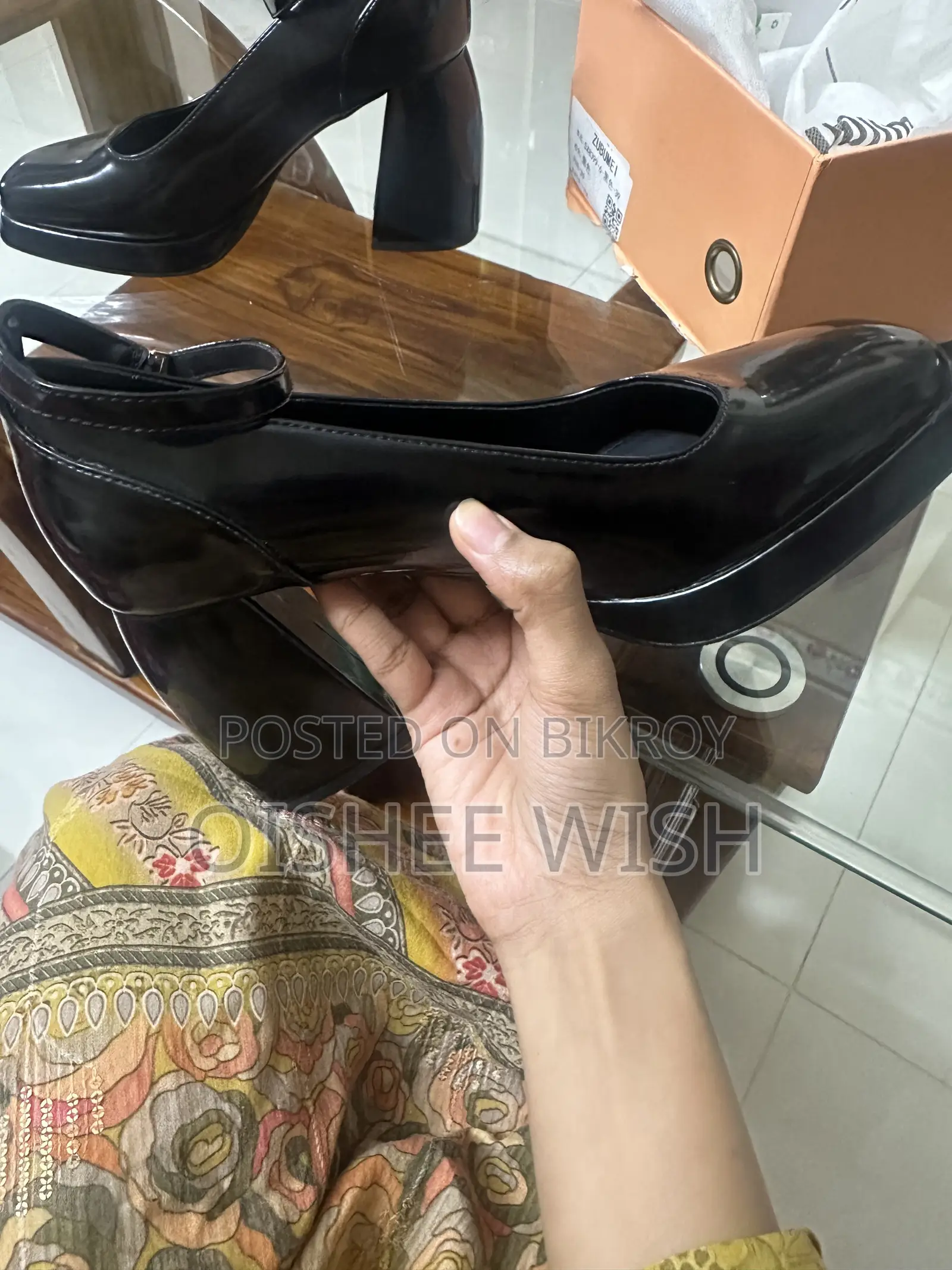 Vintage Black Blocked High Heels