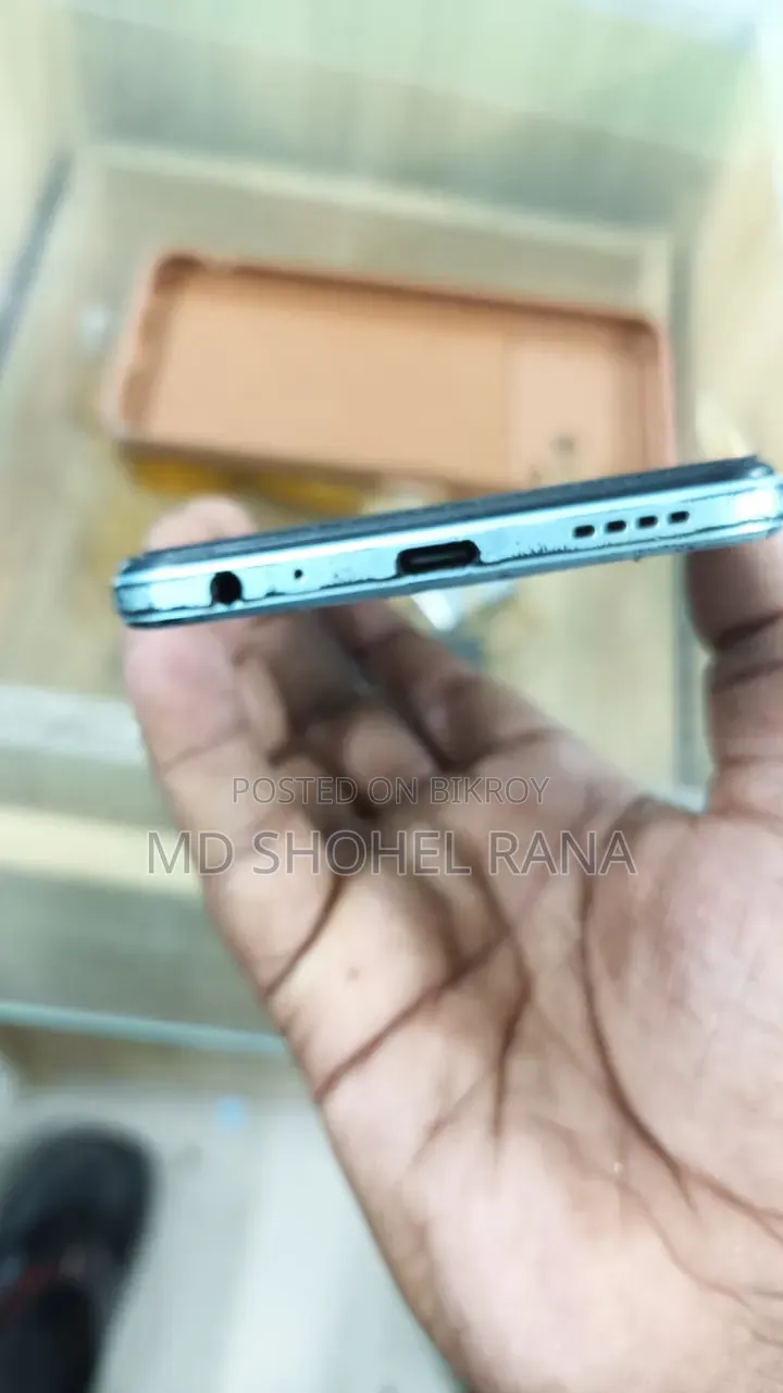 Vivo Y21 64 GB White