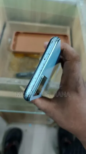 Vivo Y21 64 GB White
