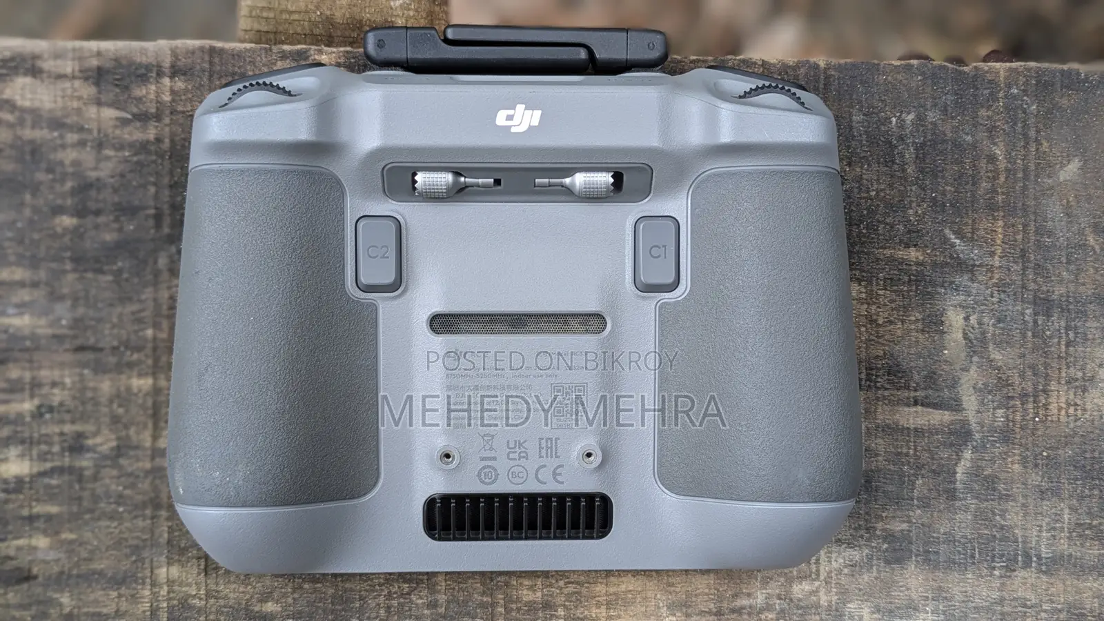ডিজেআই আরসি২ কন্ট্রোলার