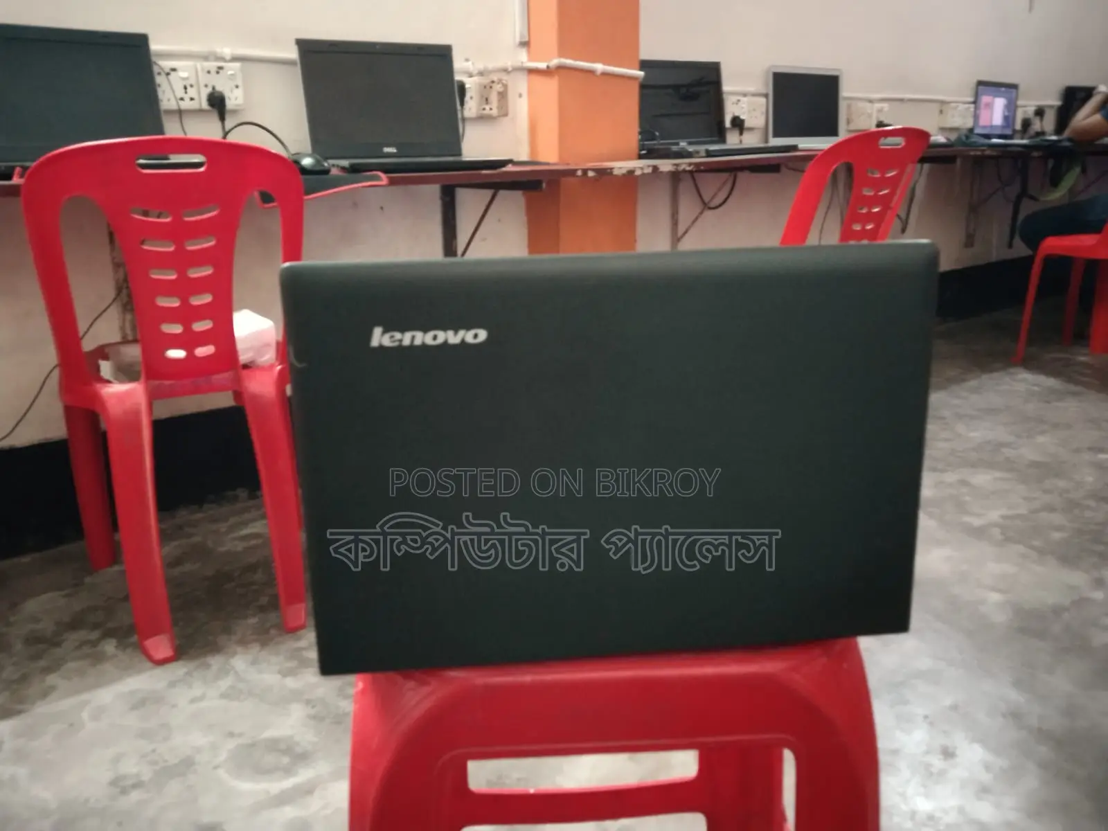 ল্যাপটপ লেনোভো ৪জিবি ইন্টেল কোর আই৩ এইচডডি+এসএসডি ৫০০জিবি