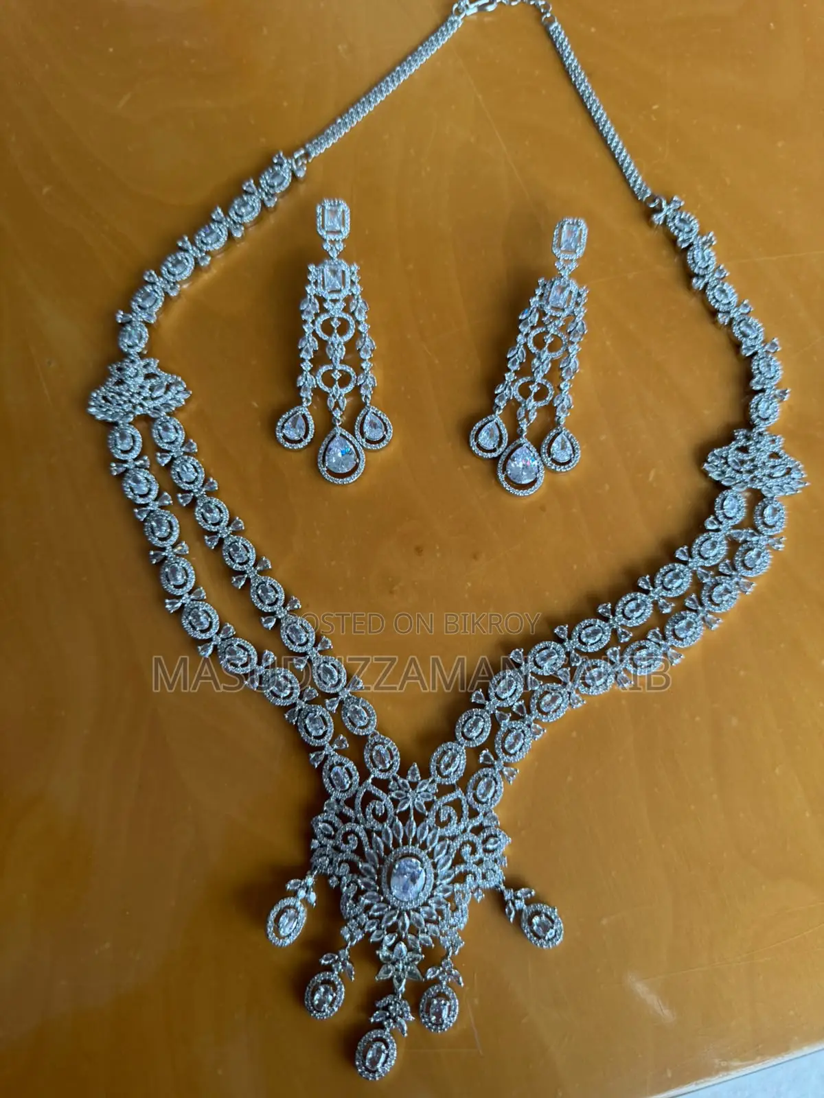 Diamond Cut Jewellery Set