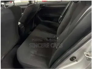 Toyota Axio 2021 Silver