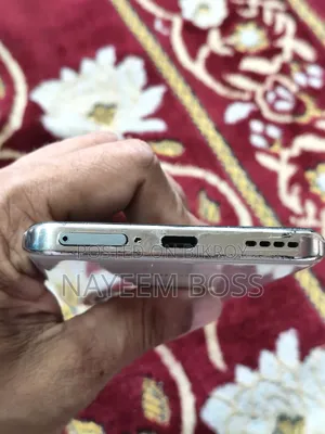 New Realme 13 Pro+ 5G 256 GB Gold