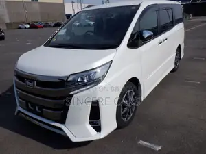 Toyota Noah 2021 Pearl