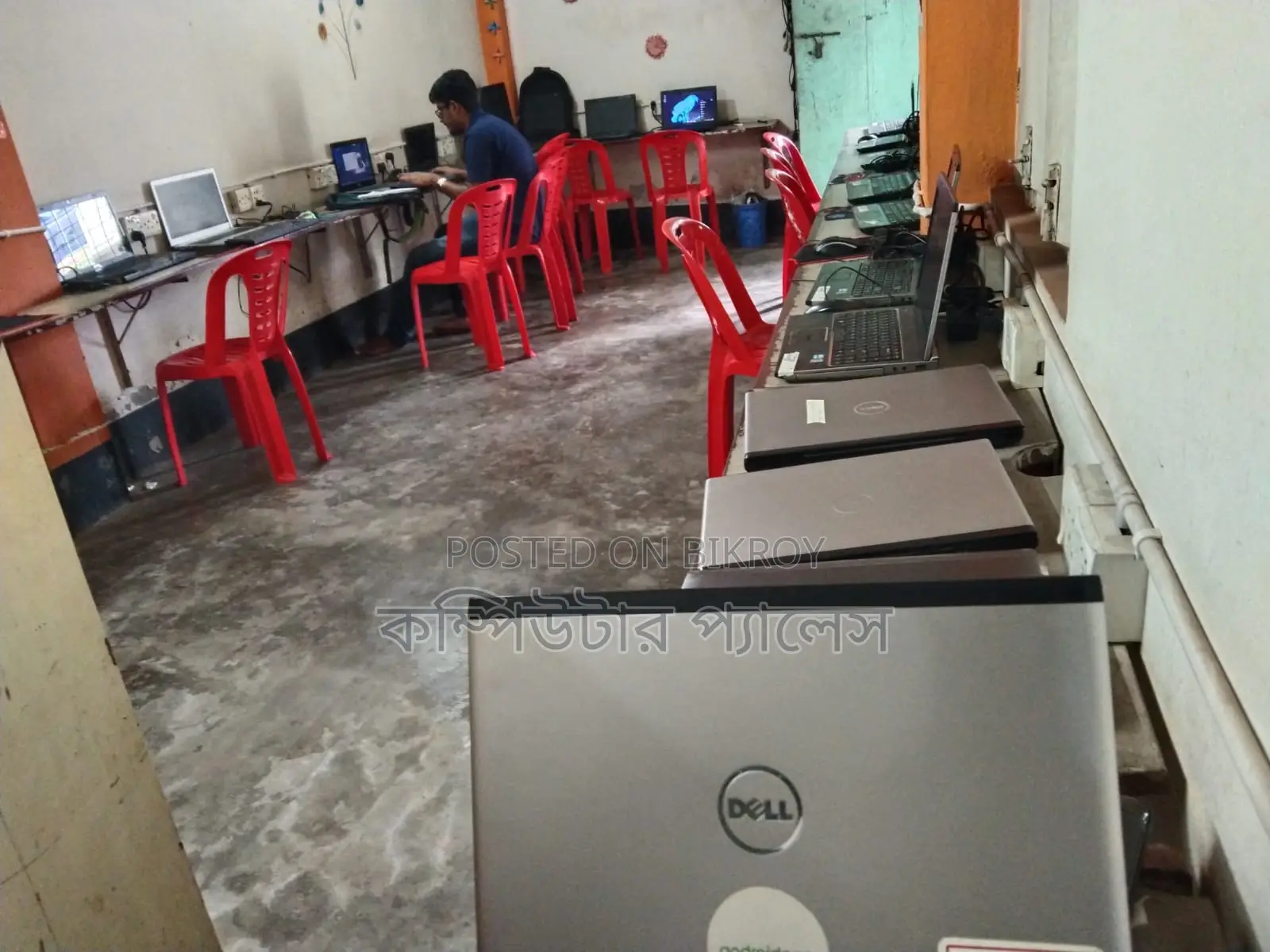 Laptop Dell Vostro 3000 4GB Intel Core i3 HDD 500GB