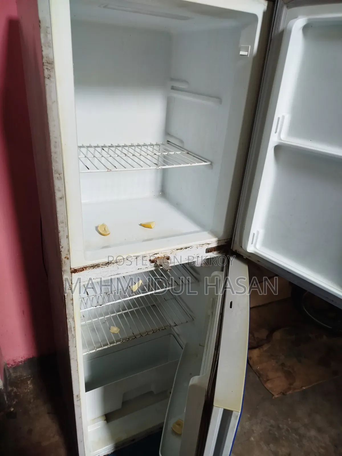 Fully functional refrigerator for sale