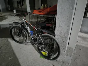 সাইকেলটি বিক্রি হবে!