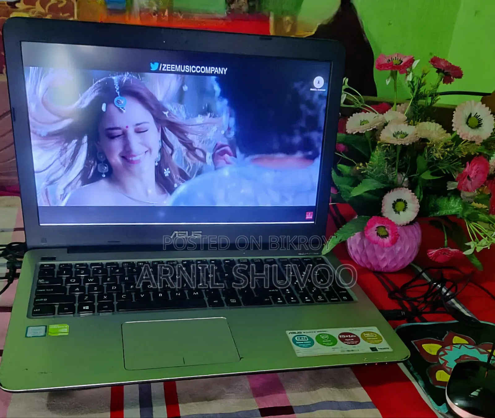 Laptop Asus Vivobook 15 4GB Intel Core I3 HDD 1TB