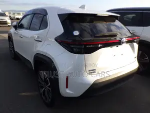 Toyota Yaris Cross 2021 Pearl