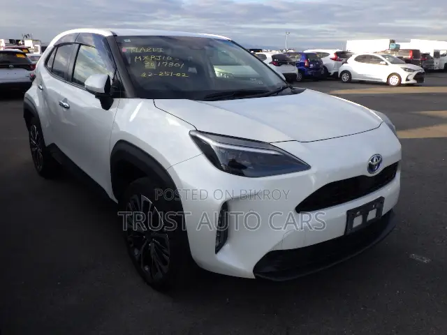 Toyota Yaris Cross 2021 Pearl