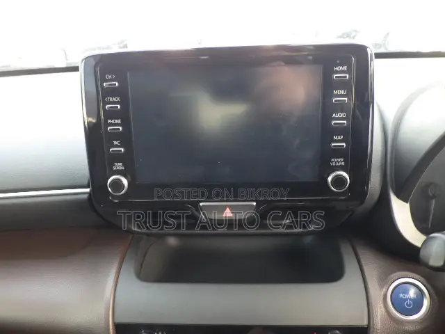 Toyota Yaris Cross 2021 Pearl