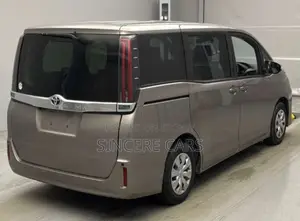 Toyota Noah 2021 Brown