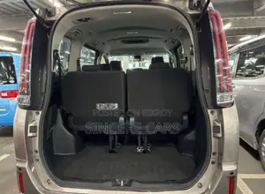 Toyota Noah 2021 Brown
