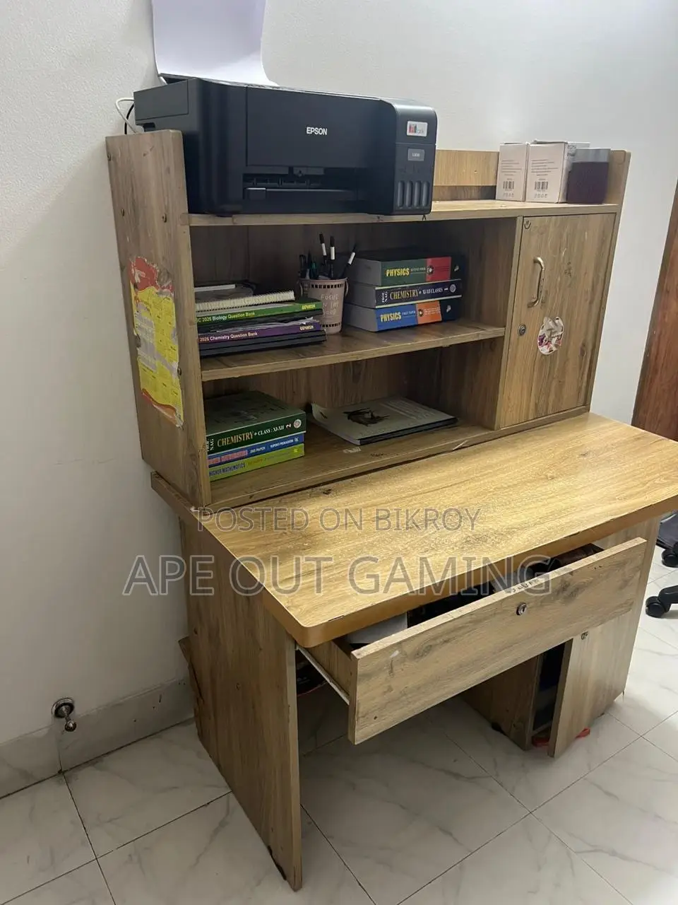 Study Table of Wood