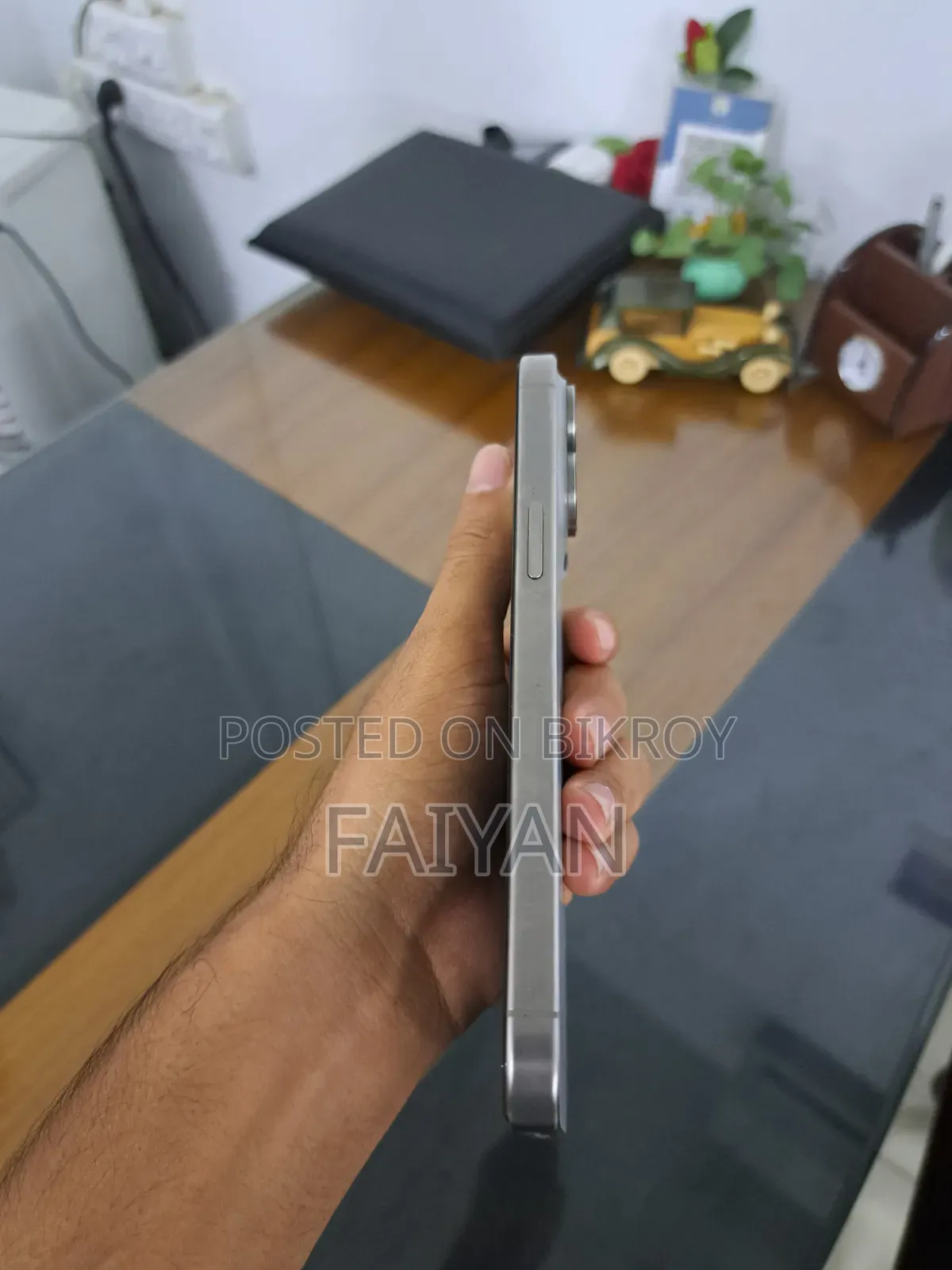 New Apple iPhone 15 Pro Max 256 GB Silver