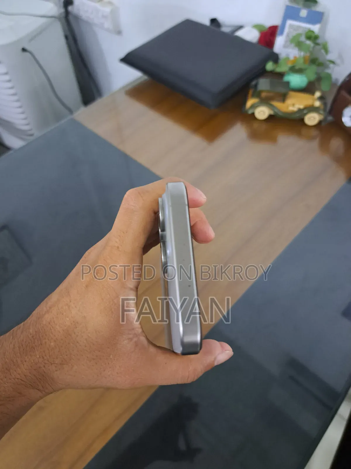 New Apple iPhone 15 Pro Max 256 GB Silver