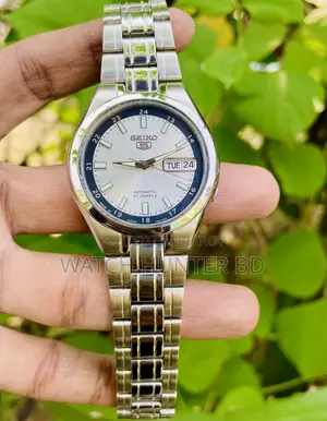চমৎকার Seiko 5 Snkg19 সানবার্স্ট হোয়াইট অটোমেটিক ঘড়ি