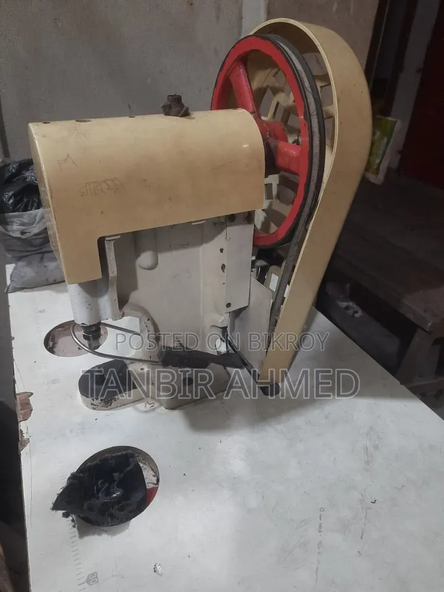 Snap Button/Eyelet Machine