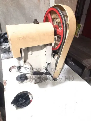 স্নাপ বাটন/ আইলেট মেশিন