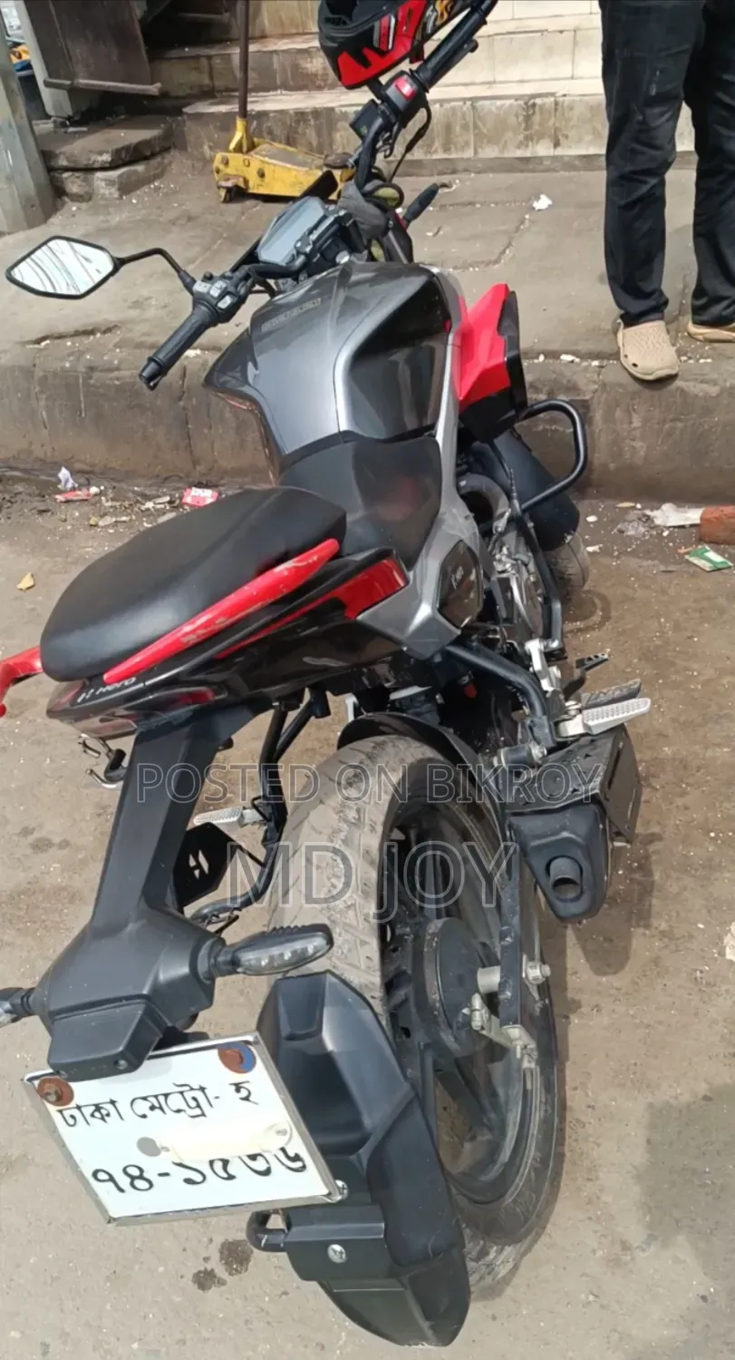 Hero Xtreme 125R 2025 Red