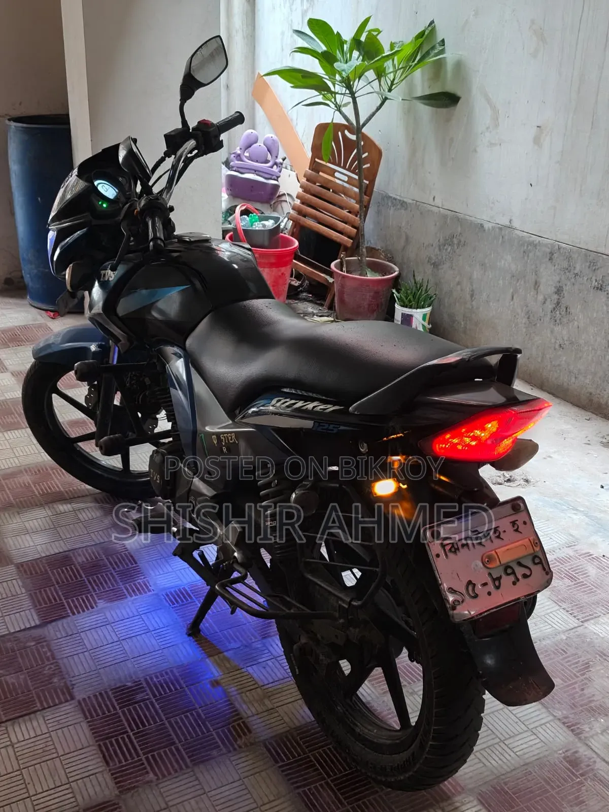 টিভিএস স্ট্রাইকার ১২৫ ২০১৯ ব্লু