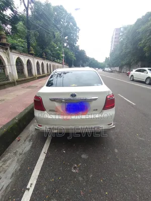 Toyota Axio 2015 Pearl