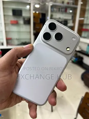অ্যাপল আইফোন ১৭ প্রো ২৫৬ জিবি সিলভার