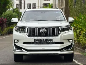 Toyota Land Cruiser Prado 2.7 2023 Pearl