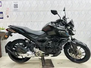 ইয়ামাহা এফজেডএস ভি৩ ২০২১ কালো