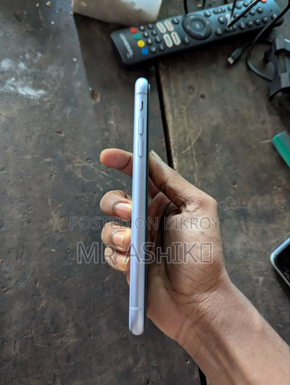 Apple iPhone 11 64 GB