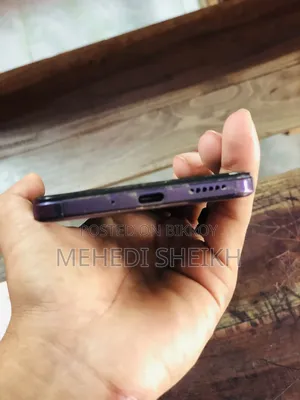 Vivo T4x 128 GB Purple
