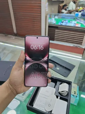 New Vivo X200 Ultra 512 GB Red