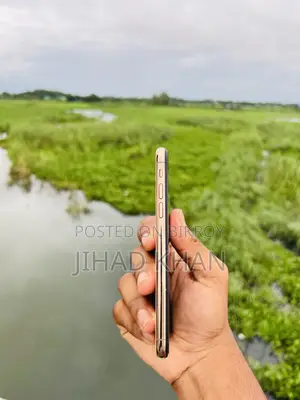 Apple iPhone XS 64 GB Gold