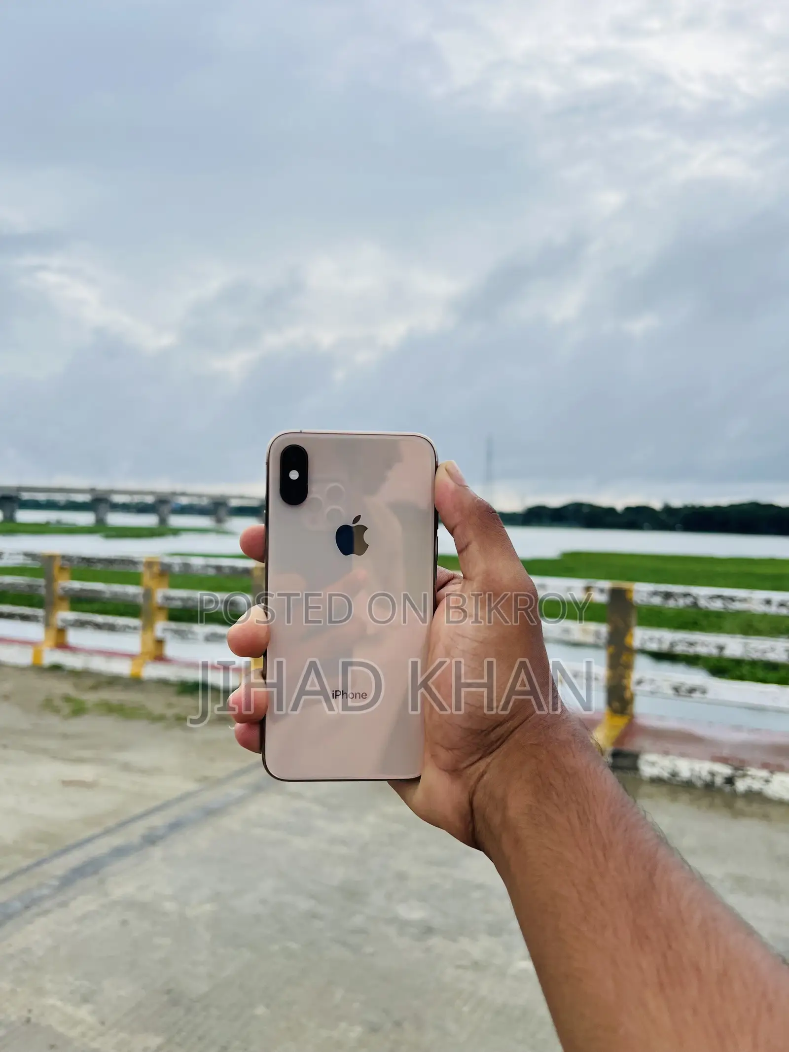 Apple iPhone XS 64 GB Gold