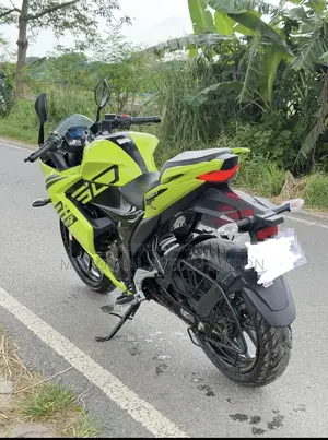 Suzuki Gixxer SF 250 2025 Green
