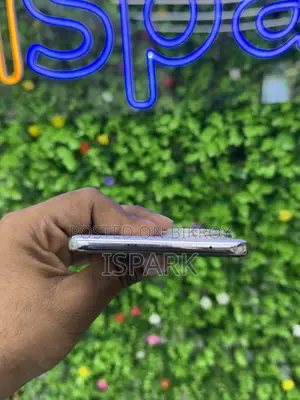 Vivo V50e 128 GB White