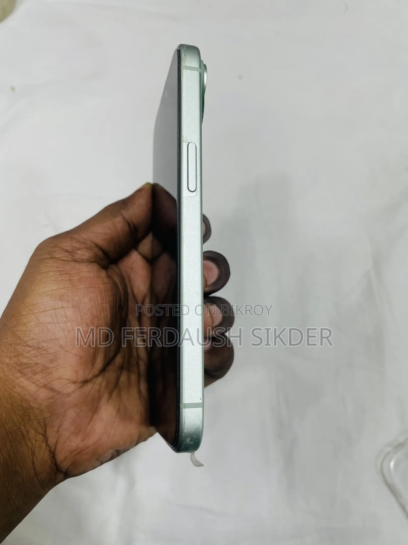Apple iPhone 15 128 GB Green