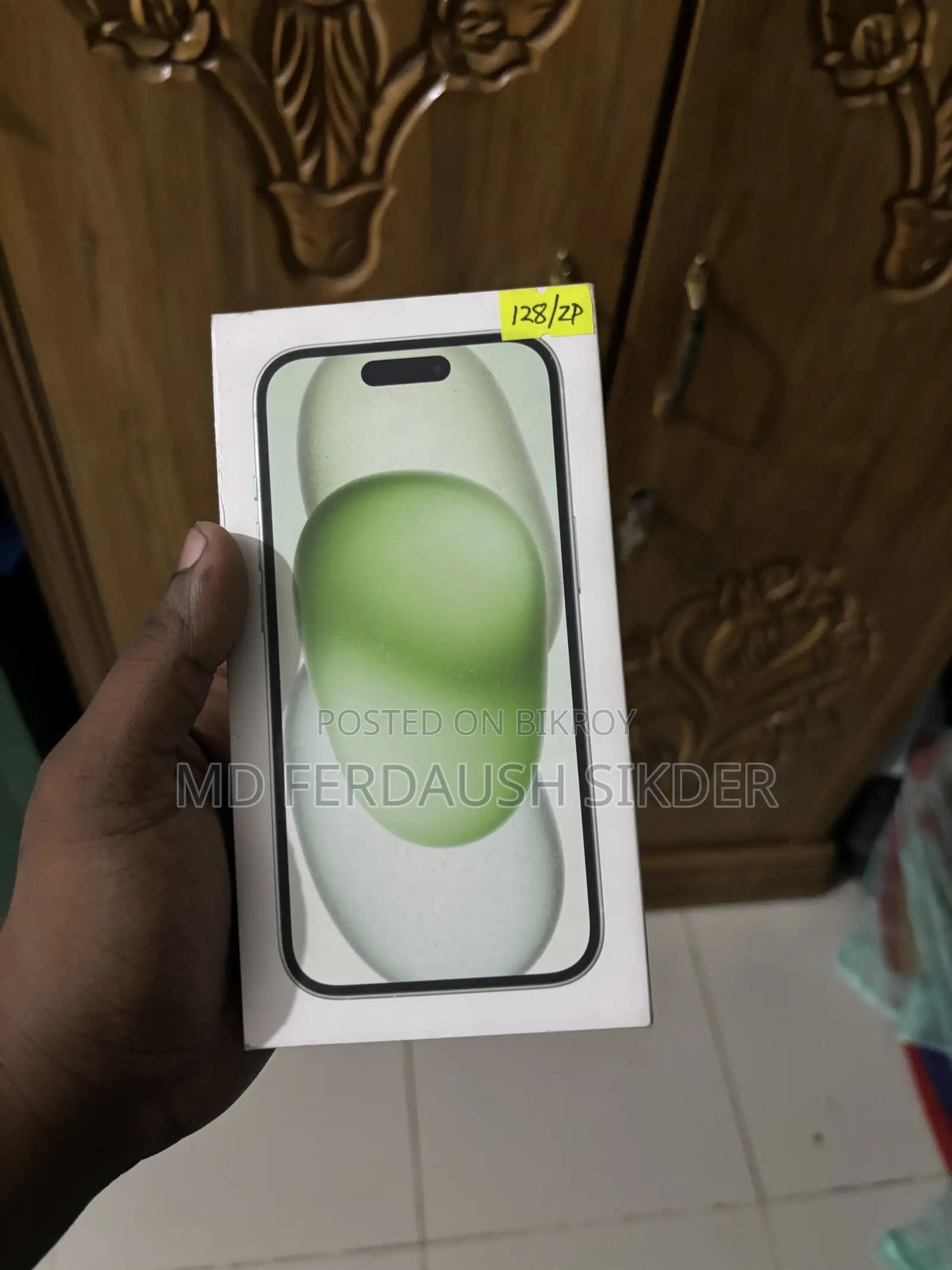 Apple iPhone 15 128 GB Green