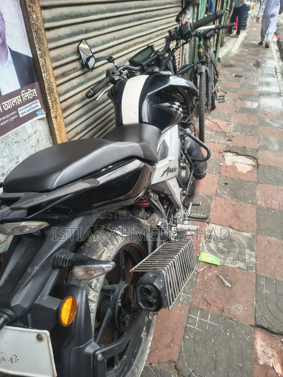 TVS Apache RTR 160 4V 2019 Black