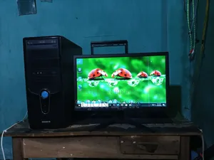 Desktop Computer 4GB Intel Core i3 HDD 500GB