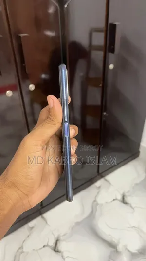 Vivo Y20G 128 GB Blue