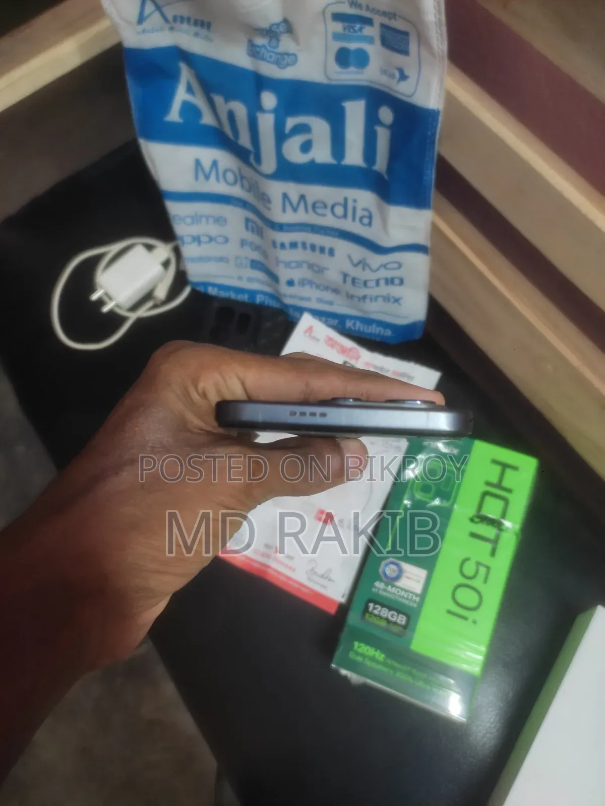 New Infinix Hot 50i 128 GB Black