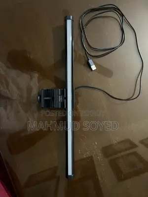 মনিটর এলইডি মাউন্ট লাইট