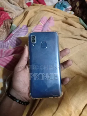 Samsung Galaxy A20 32 GB Blue