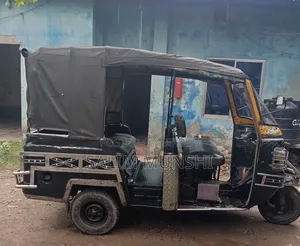 Mahindra Centuro 2016 Black