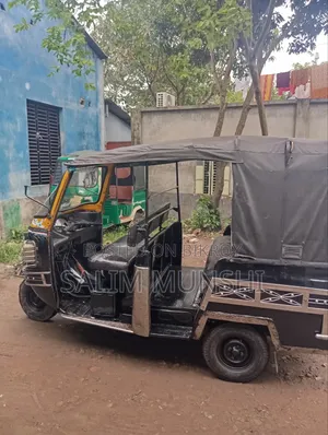 Mahindra Centuro 2016 Black