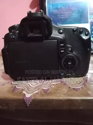 Canon EOS 60D With 18-55mm Kit Lens